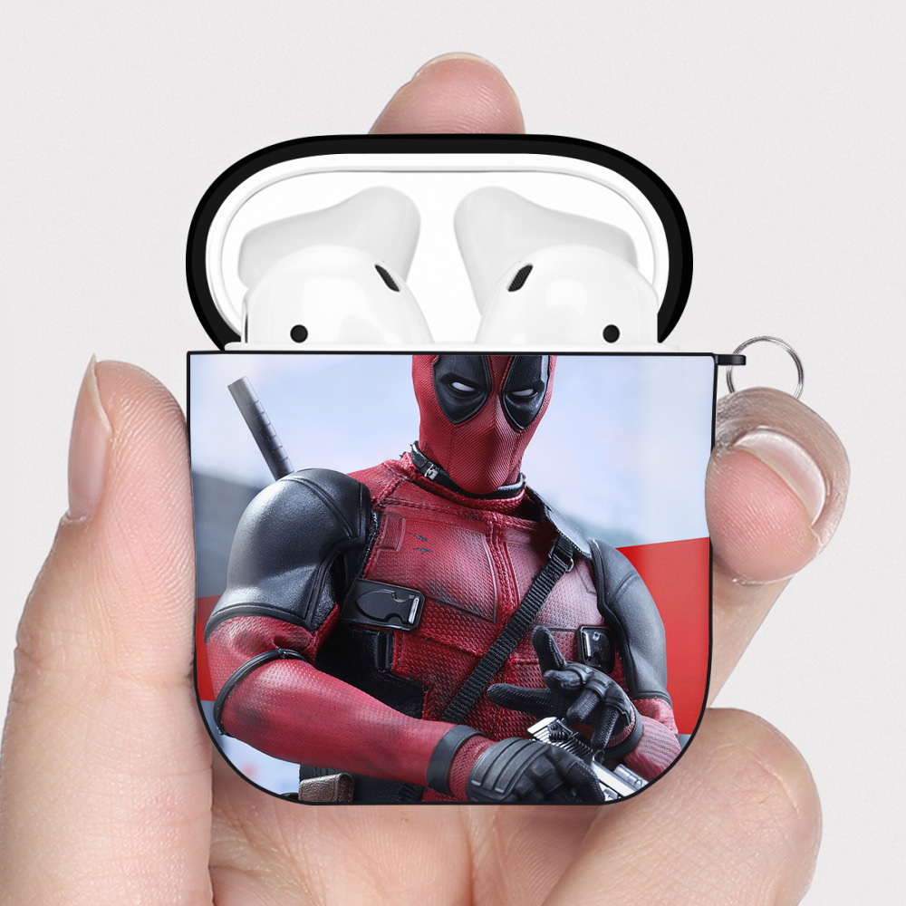 （画像用） Deadpool デッドプール AirPods 第2世代保護ケース ハードシェル ブラック 耐衝撃・防指紋・カラビナ付き