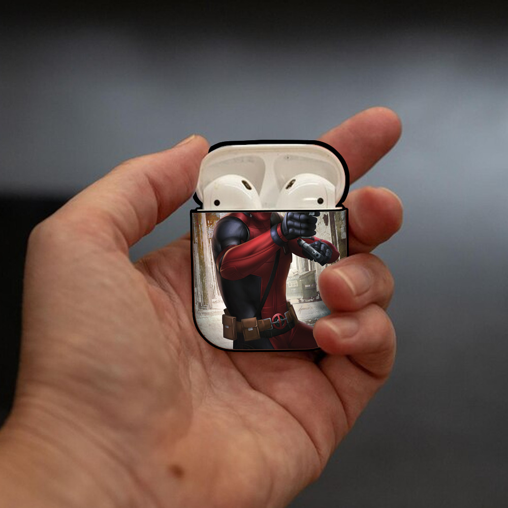 Deadpool デッドプール AirPods 第2世代保護ケース ハードシェル ブラック 耐衝撃・防指紋・カラビナ付き
