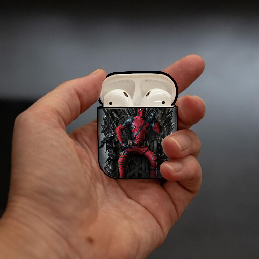 Deadpool デッドプール AirPods 第2世代保護ケース ハードシェル ブラック 耐衝撃・防指紋・カラビナ付き