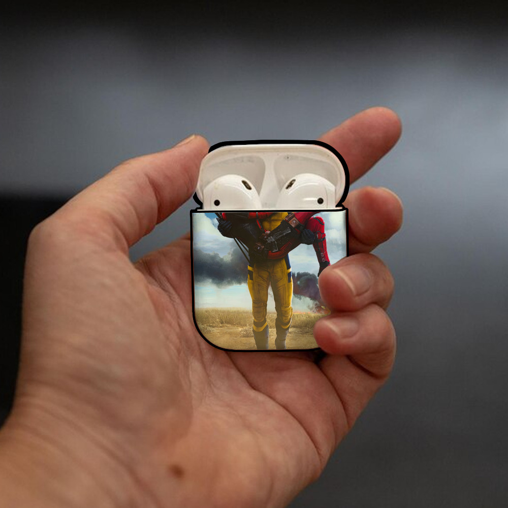 Deadpool デッドプール AirPods 第2世代保護ケース ハードシェル ブラック 耐衝撃・防指紋・カラビナ付き