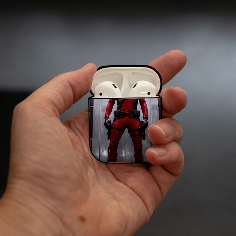 Deadpool デッドプール AirPods 第2世代保護ケース ハードシェル ブラック 耐衝撃・防指紋・カラビナ付き