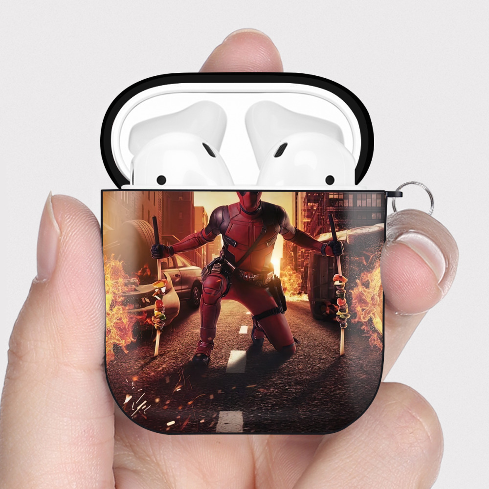 （画像用） Deadpool デッドプール AirPods 第2世代保護ケース ハードシェル ブラック 耐衝撃・防指紋・カラビナ付き