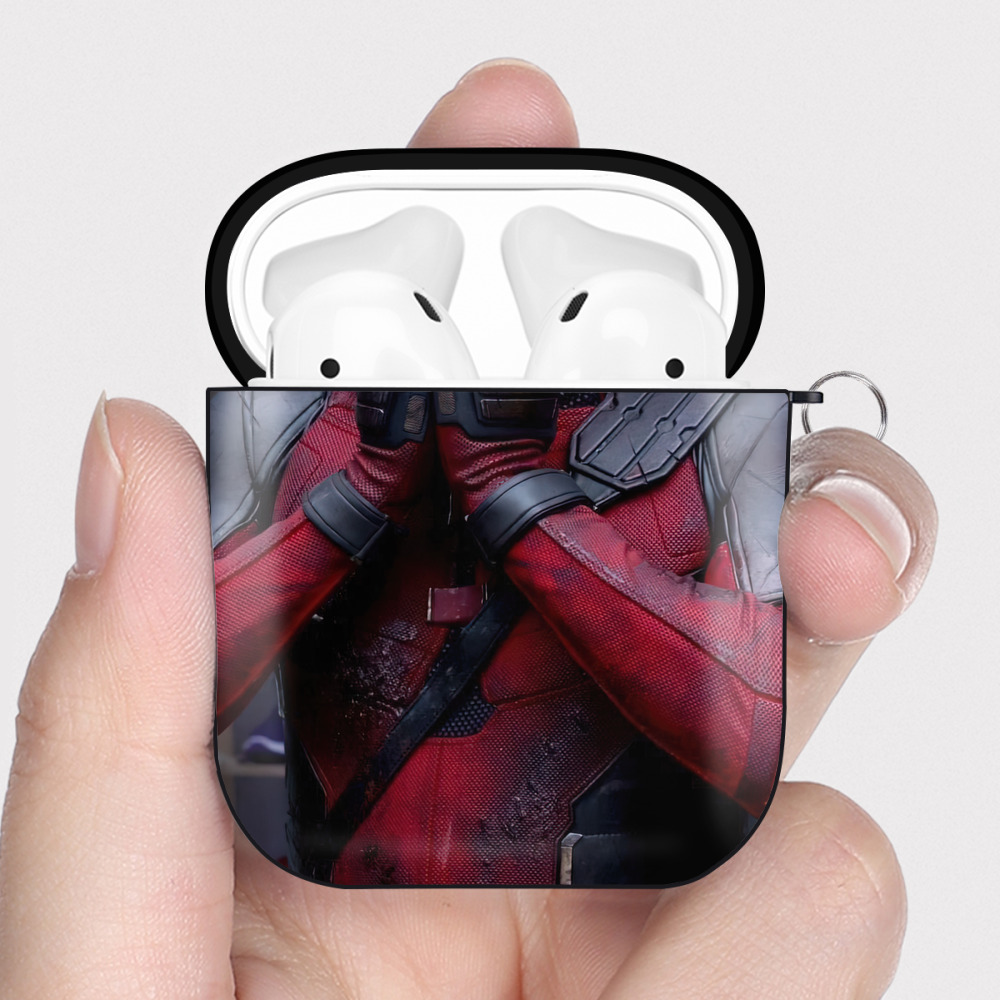 （画像用） Deadpool デッドプール AirPods 第2世代保護ケース ハードシェル ブラック 耐衝撃・防指紋・カラビナ付き