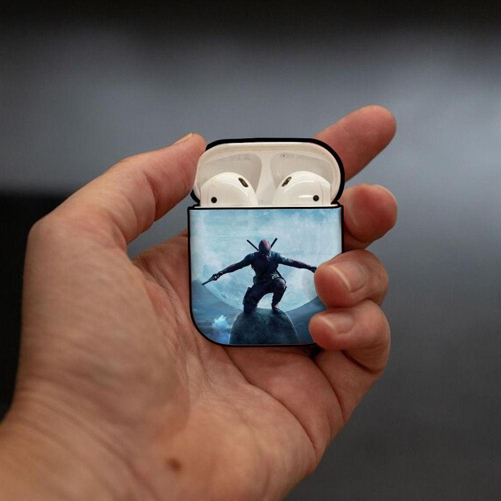 Deadpool デッドプール AirPods 第2世代保護ケース ハードシェル ブラック 耐衝撃・防指紋・カラビナ付き