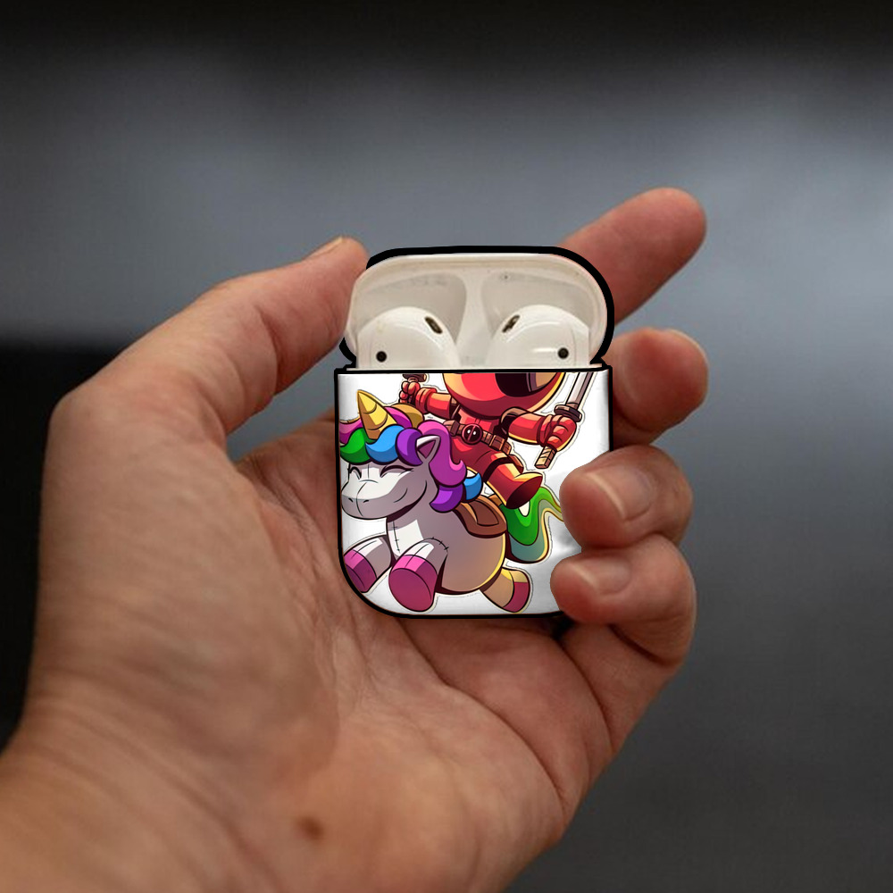 Deadpool デッドプール AirPods 第2世代保護ケース ハードシェル ブラック 耐衝撃・防指紋・カラビナ付き