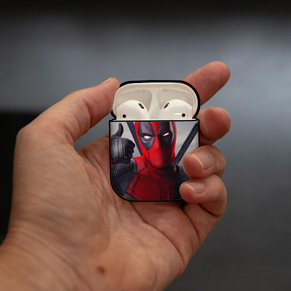 Deadpool デッドプール AirPods 第2世代保護ケース ハードシェル ブラック 耐衝撃・防指紋・カラビナ付き
