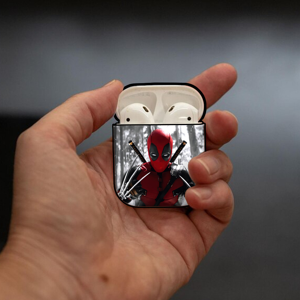 Deadpool デッドプール AirPods 第2世代保護ケース ハードシェル ブラック 耐衝撃・防指紋・カラビナ付き