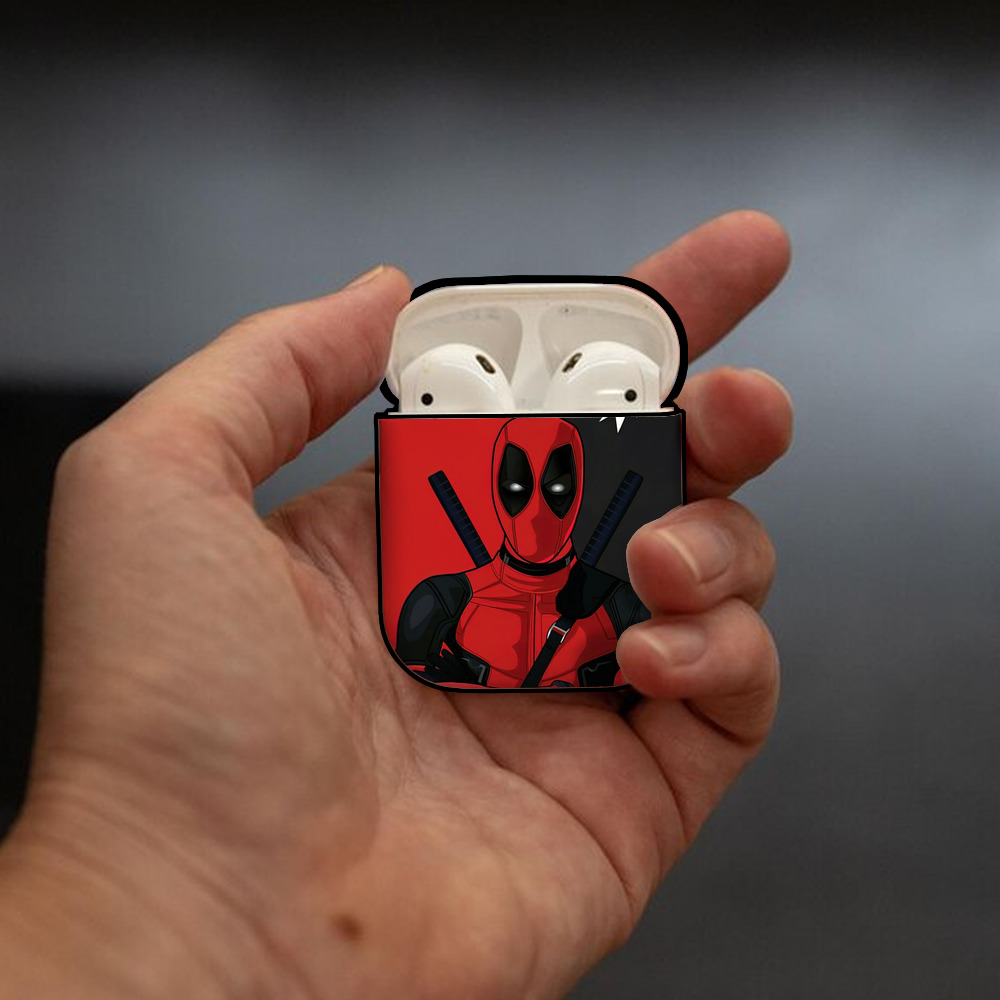 Deadpool デッドプール AirPods 第2世代保護ケース ハードシェル ブラック 耐衝撃・防指紋・カラビナ付き