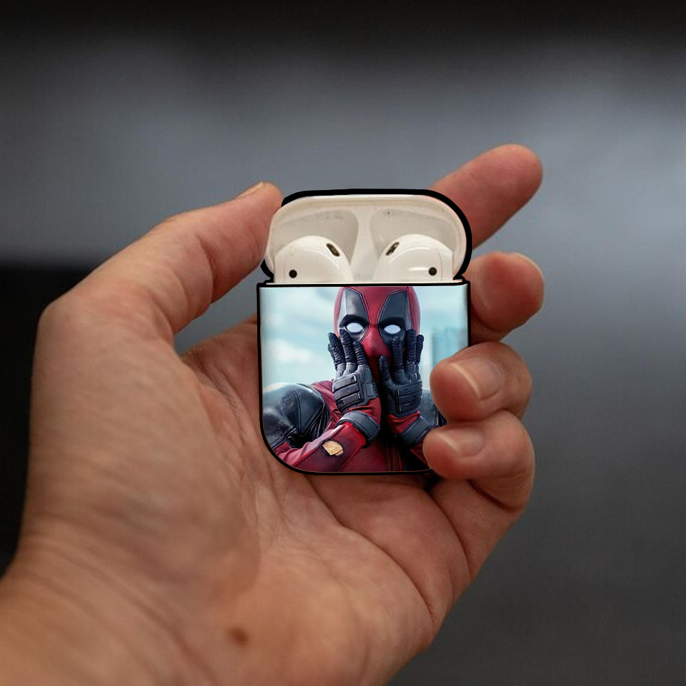 Deadpool デッドプール AirPods 第2世代保護ケース ハードシェル ブラック 耐衝撃・防指紋・カラビナ付き