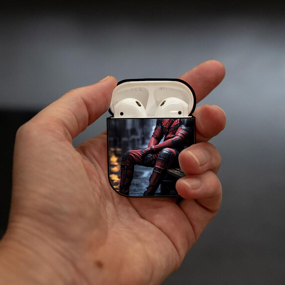 Deadpool デッドプール AirPods 第2世代保護ケース ハードシェル ブラック 耐衝撃・防指紋・カラビナ付き