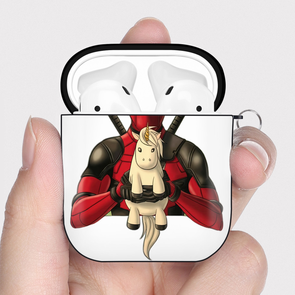 （画像用） Deadpool デッドプール AirPods 第2世代保護ケース ハードシェル ブラック 耐衝撃・防指紋・カラビナ付き