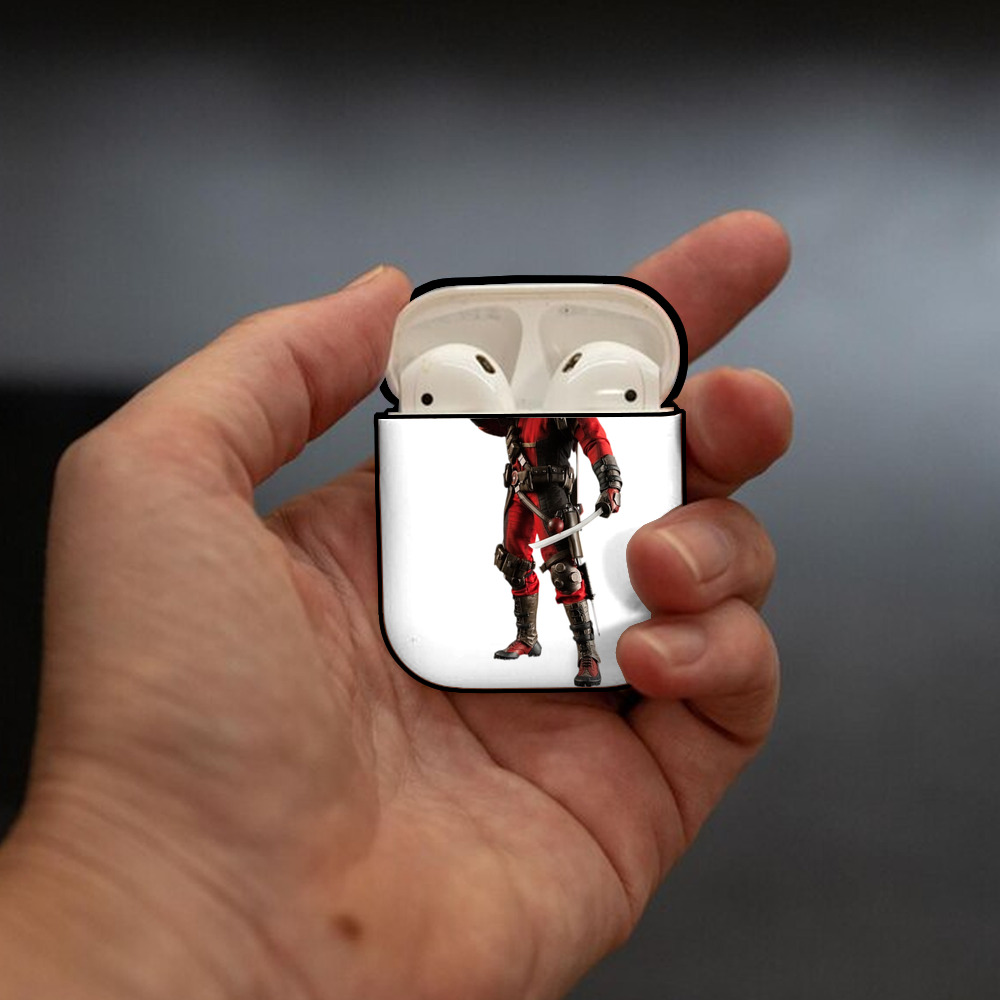 Deadpool デッドプール AirPods 第2世代保護ケース ハードシェル ブラック 耐衝撃・防指紋・カラビナ付き