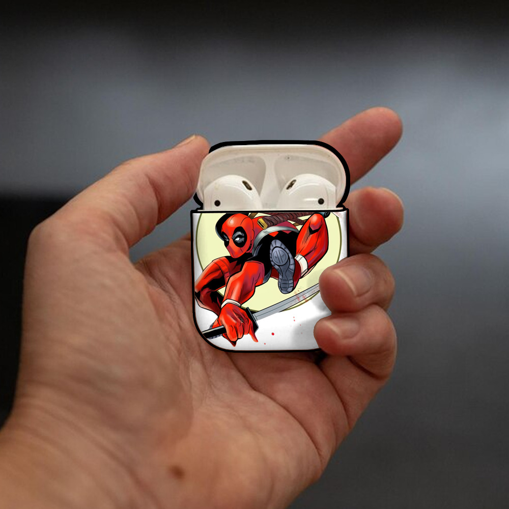 Deadpool デッドプール AirPods 第2世代保護ケース ハードシェル ブラック 耐衝撃・防指紋・カラビナ付き