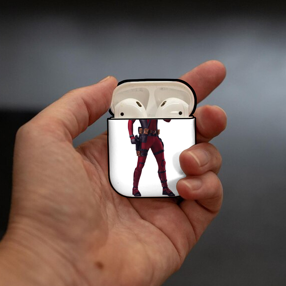 Deadpool デッドプール AirPods 第2世代保護ケース ハードシェル ブラック 耐衝撃・防指紋・カラビナ付き