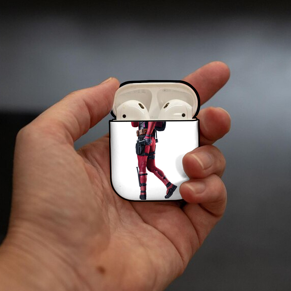 Deadpool デッドプール AirPods 第2世代保護ケース ハードシェル ブラック 耐衝撃・防指紋・カラビナ付き