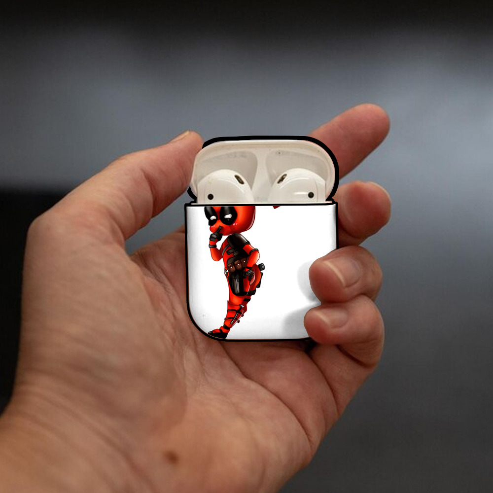 Deadpool デッドプール AirPods 第2世代保護ケース ハードシェル ブラック 耐衝撃・防指紋・カラビナ付き