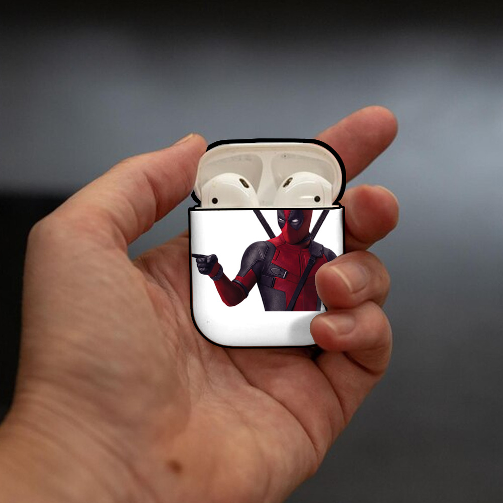 Deadpool デッドプール AirPods 第2世代保護ケース ハードシェル ブラック 耐衝撃・防指紋・カラビナ付き