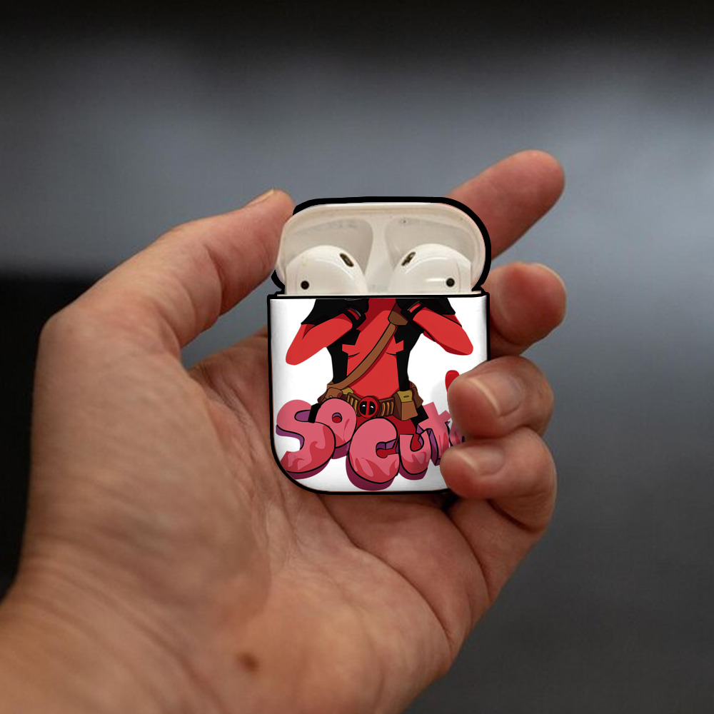 Deadpool デッドプール AirPods 第2世代保護ケース ハードシェル ブラック 耐衝撃・防指紋・カラビナ付き