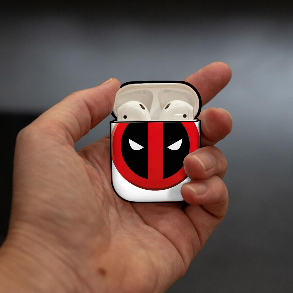 Deadpool デッドプール AirPods 第2世代保護ケース ハードシェル ブラック 耐衝撃・防指紋・カラビナ付き