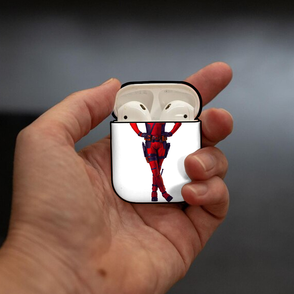 Deadpool デッドプール AirPods 第2世代保護ケース ハードシェル ブラック 耐衝撃・防指紋・カラビナ付き