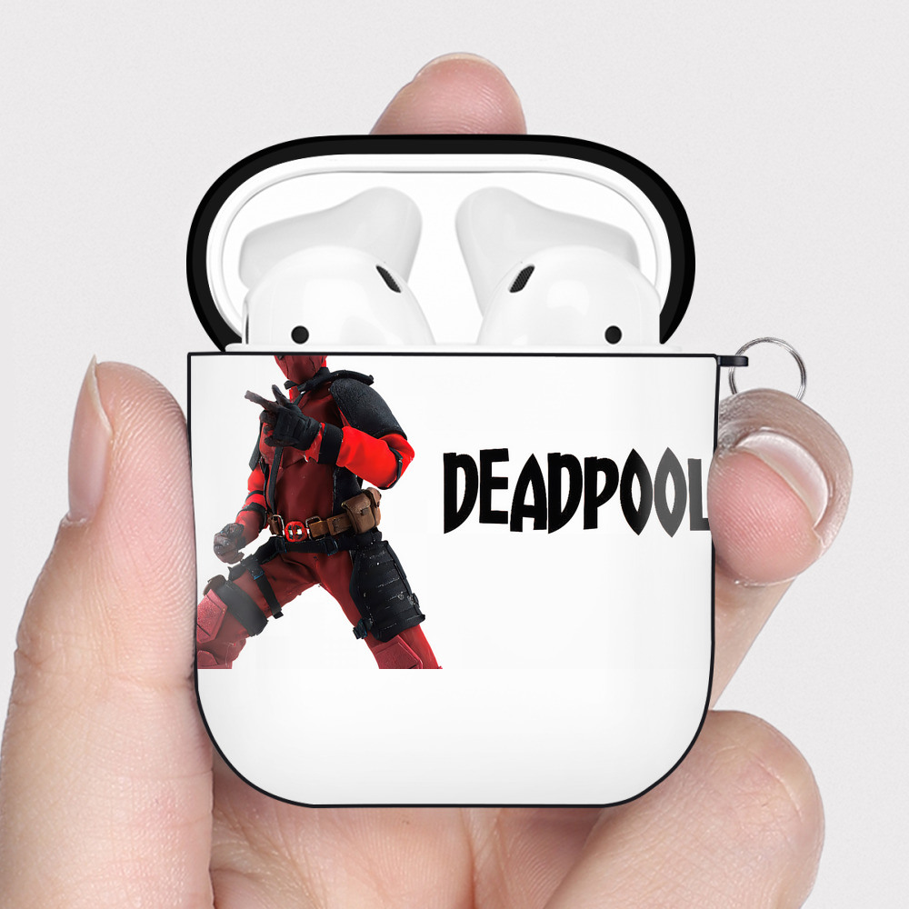 （画像用） Deadpool デッドプール AirPods 第2世代保護ケース ハードシェル ブラック 耐衝撃・防指紋・カラビナ付き