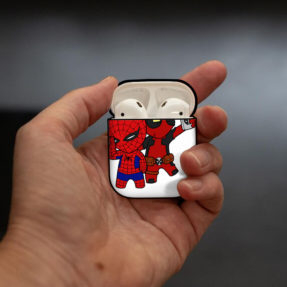 Deadpool デッドプール AirPods 第2世代保護ケース ハードシェル ブラック 耐衝撃・防指紋・カラビナ付き