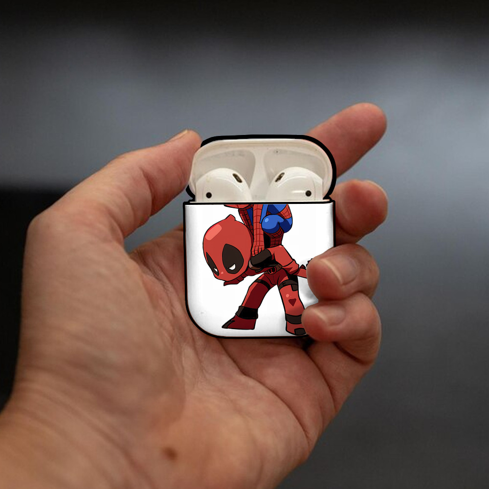 Deadpool デッドプール AirPods 第2世代保護ケース ハードシェル ブラック 耐衝撃・防指紋・カラビナ付き