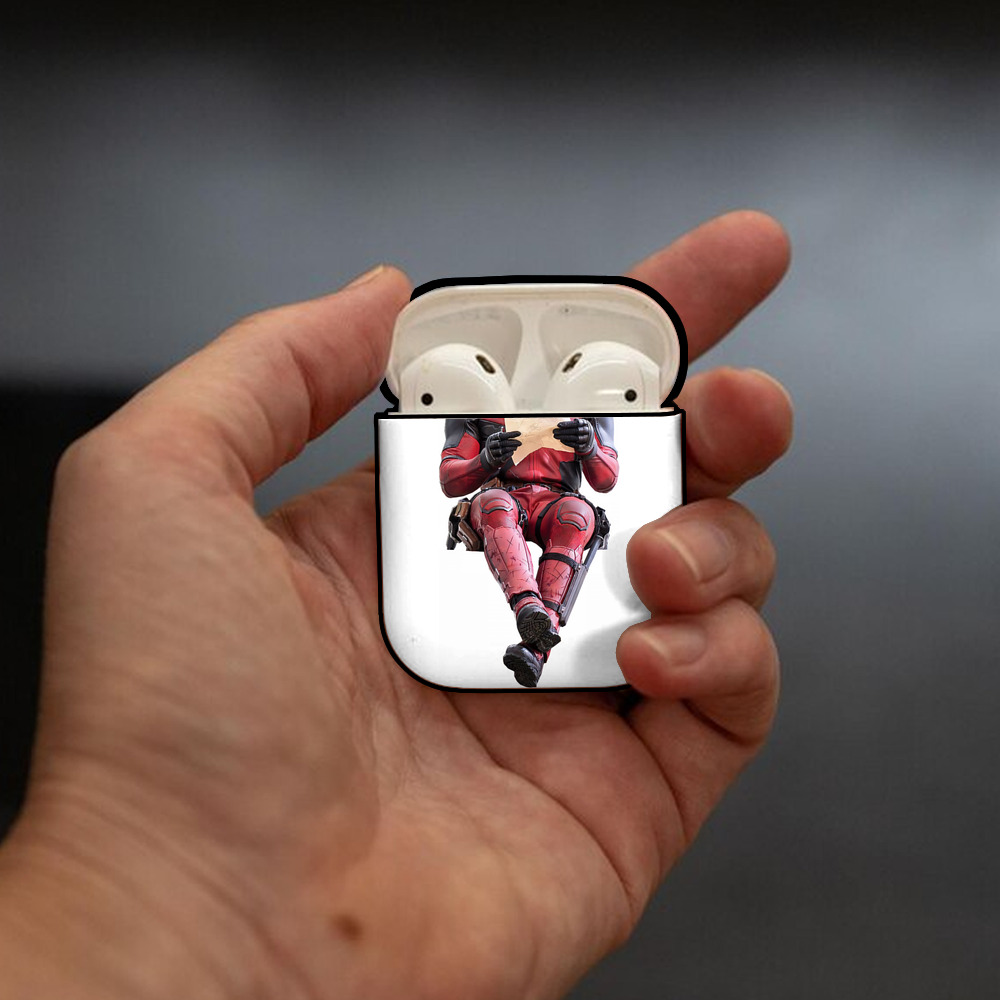 Deadpool デッドプール AirPods 第2世代保護ケース ハードシェル ブラック 耐衝撃・防指紋・カラビナ付き