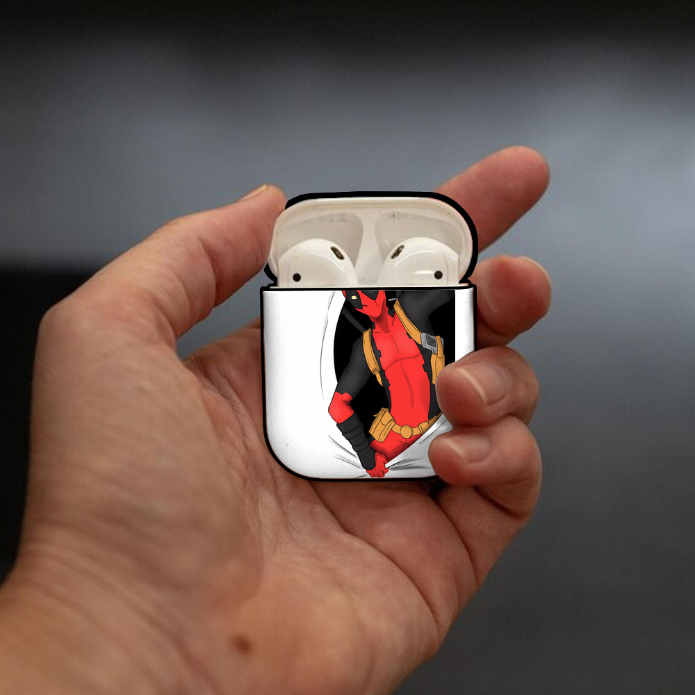 Deadpool デッドプール AirPods 第2世代保護ケース ハードシェル ブラック 耐衝撃・防指紋・カラビナ付き