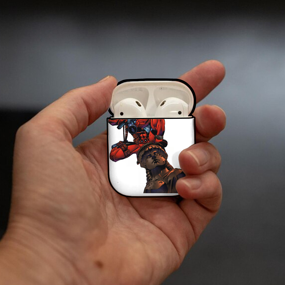 Deadpool デッドプール AirPods 第2世代保護ケース ハードシェル ブラック 耐衝撃・防指紋・カラビナ付き