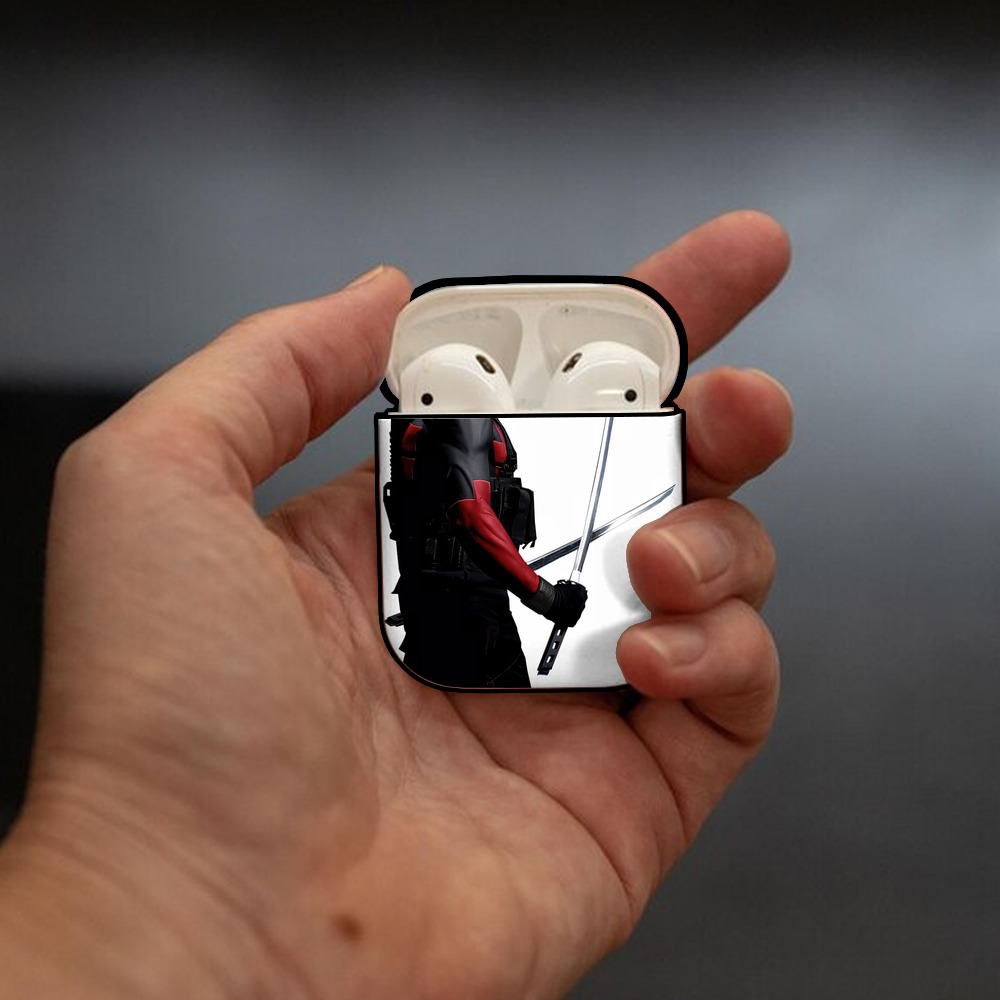 Deadpool デッドプール AirPods 第2世代保護ケース ハードシェル ブラック 耐衝撃・防指紋・カラビナ付き