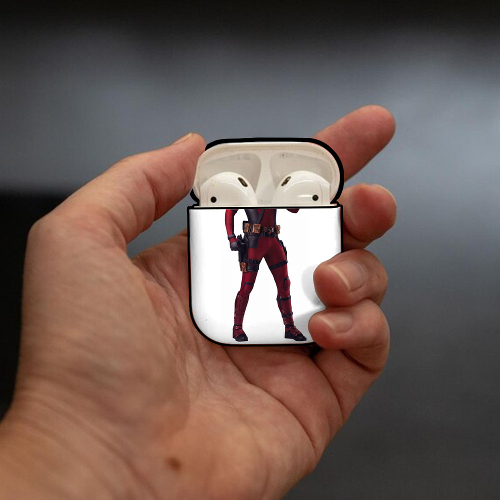 Deadpool デッドプール AirPods 第2世代保護ケース ハードシェル ブラック 耐衝撃・防指紋・カラビナ付き